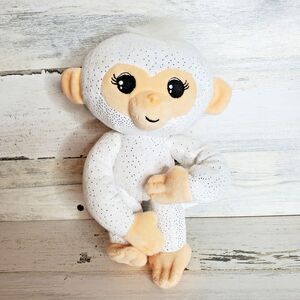 Fingerlings Plush Monkey White w/ Silver Glitter Poseable Limbs 9" Stuffed Toy